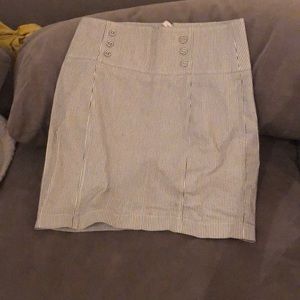 Very elegant looking skirt